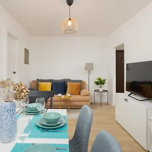 Apartament Spacious Suwalska Targowek By Renters, Warszawa