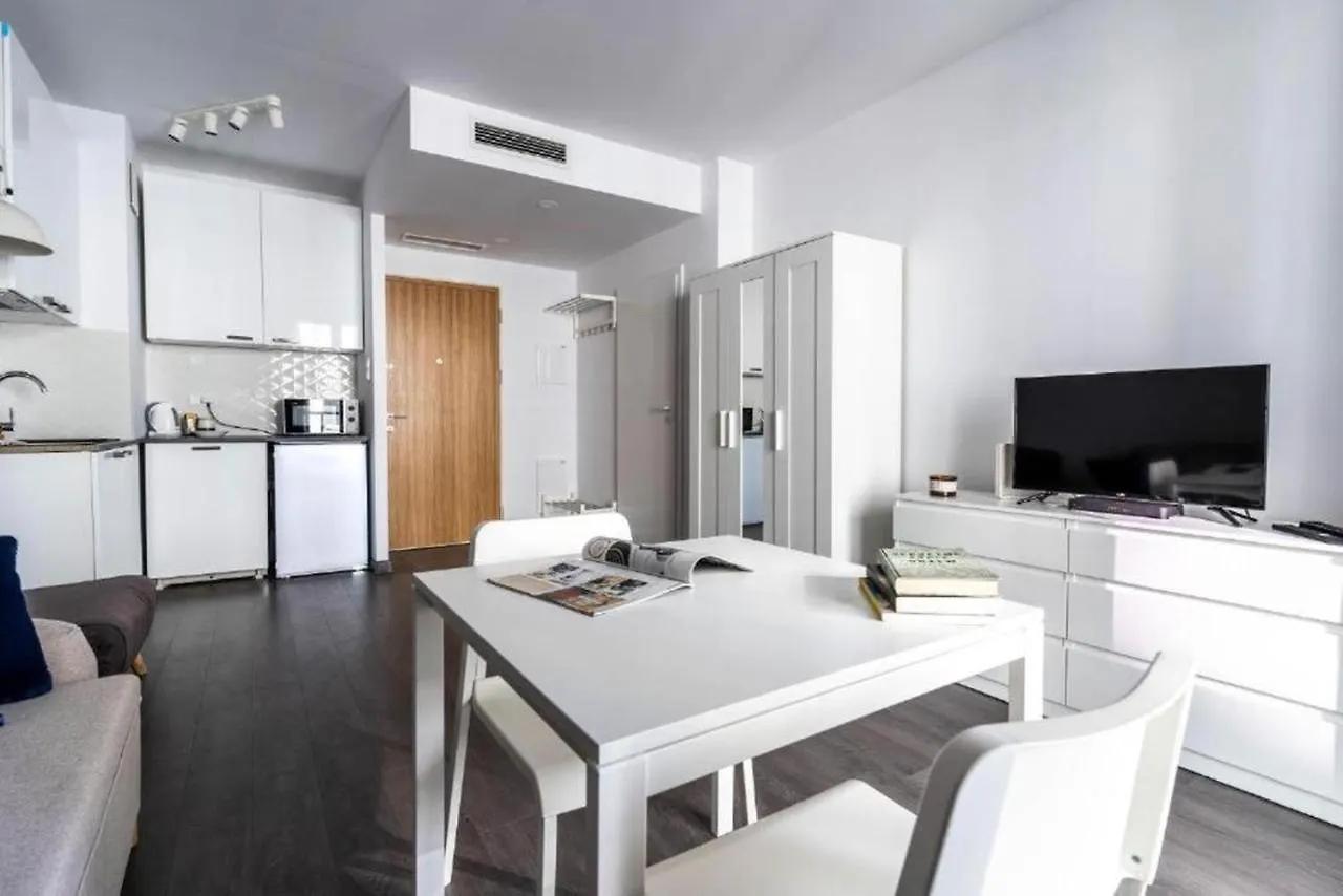 Golden Apartments - Old Town - Studio Varşova Polonya